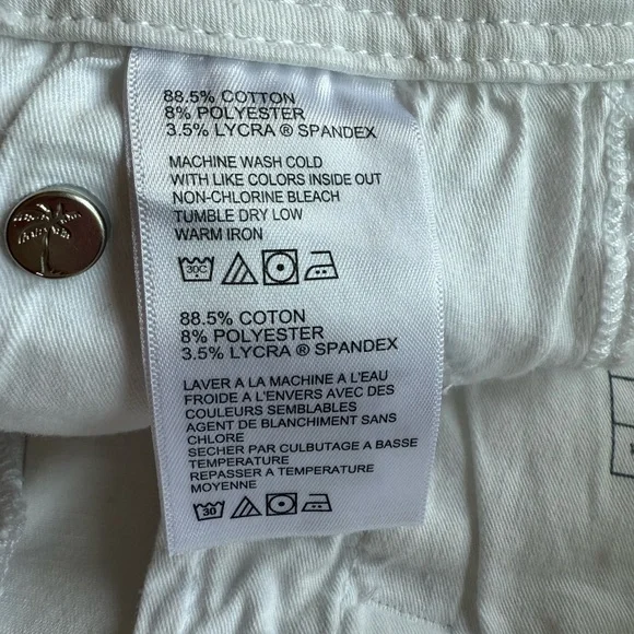 NWT TOMMY BAHAMA Women’s Afton Clam Digger Shorts in White Size 10